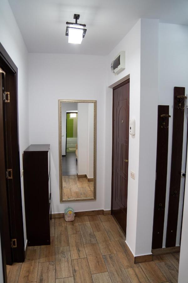 Ultracentral Golden Apartament 2 Suceava Esterno foto