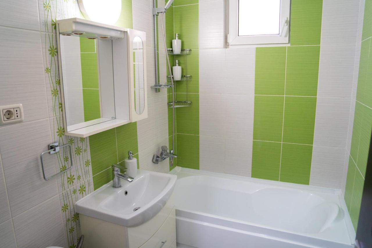 Ultracentral Golden Apartament 2 Suceava Esterno foto