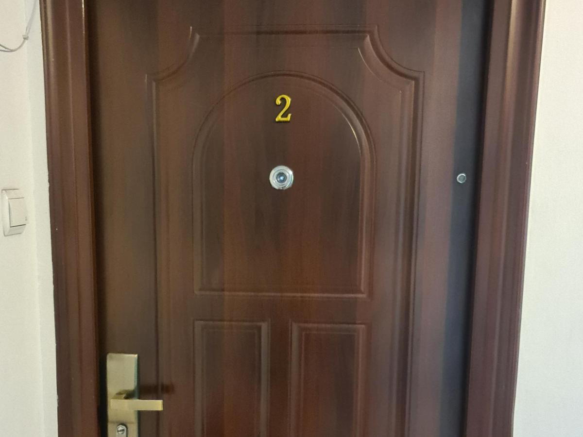 Ultracentral Golden Apartament 2 Suceava Esterno foto